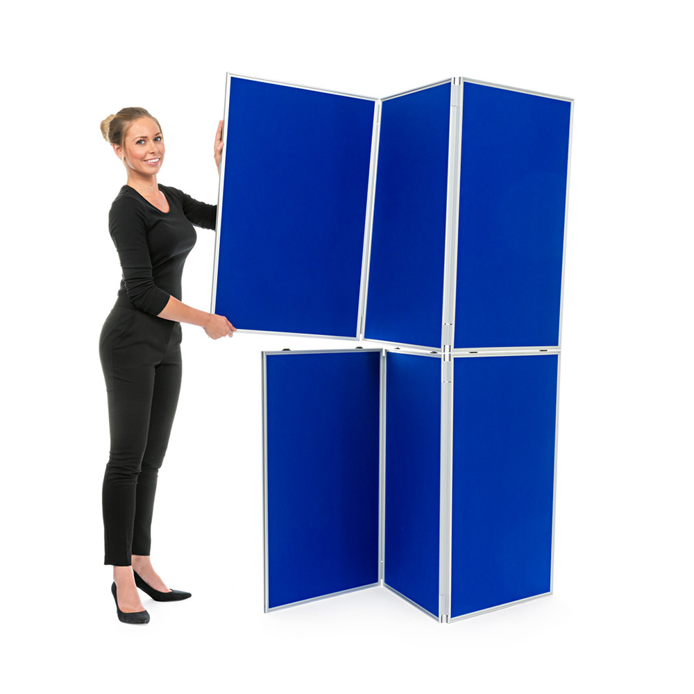 Clip Hinged Panels Together to Stack Display Boards